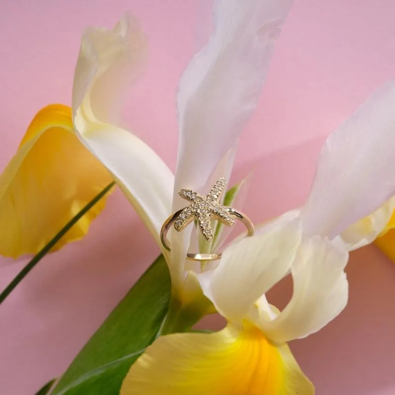 14K Yellow Gold Starfish White Cubic Zirconia 1.3mm Ring