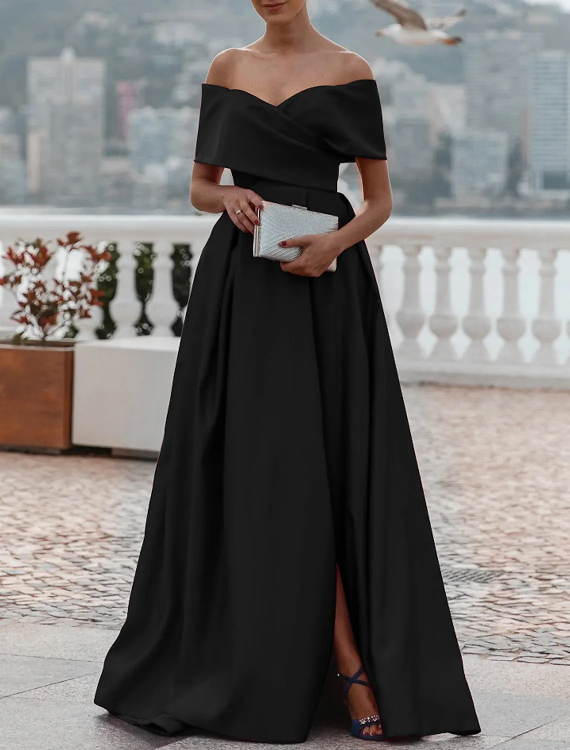 A-Line Evening Gown Christmas Red Green Dress Celebrity Style Dress Formal Wedding Court Train Sleeveless Off Shoulder Bridesmaid Dress Satin with Ruched Slit