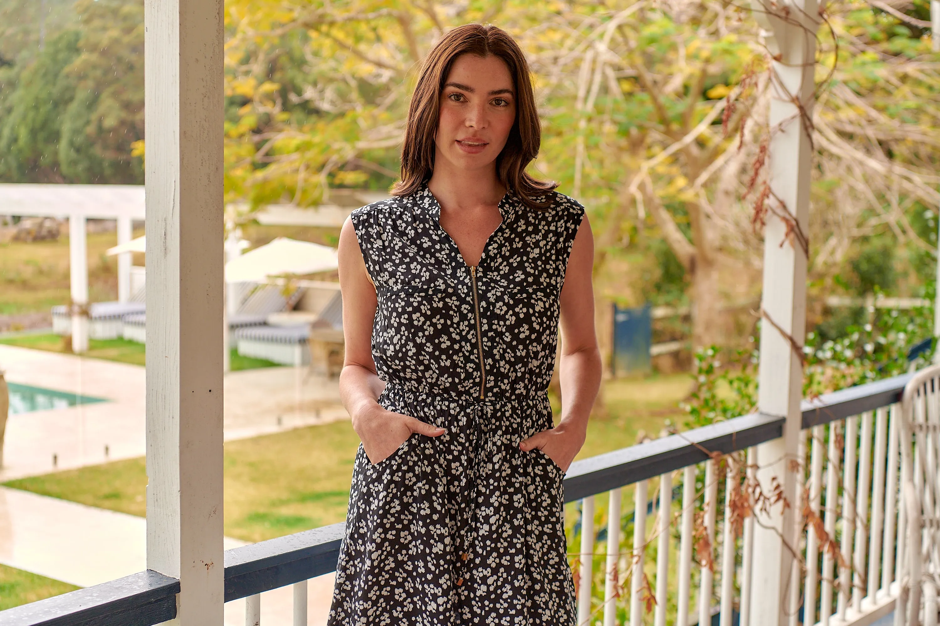 Alma Black/White Midi Dress