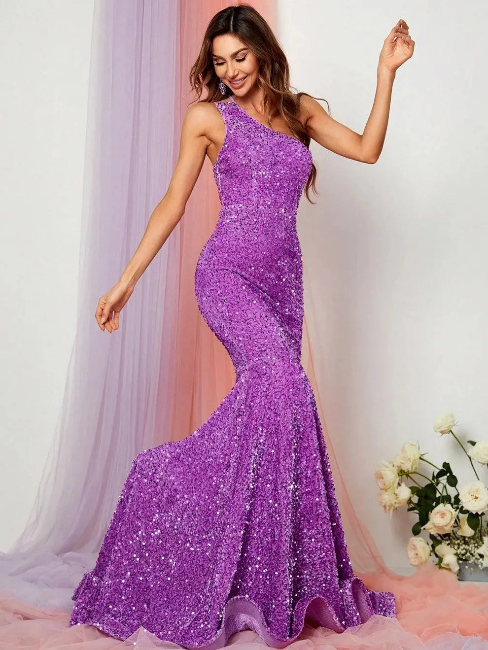 Elegant One Shoulder Sleeveless Sequin Mermaid Dresses