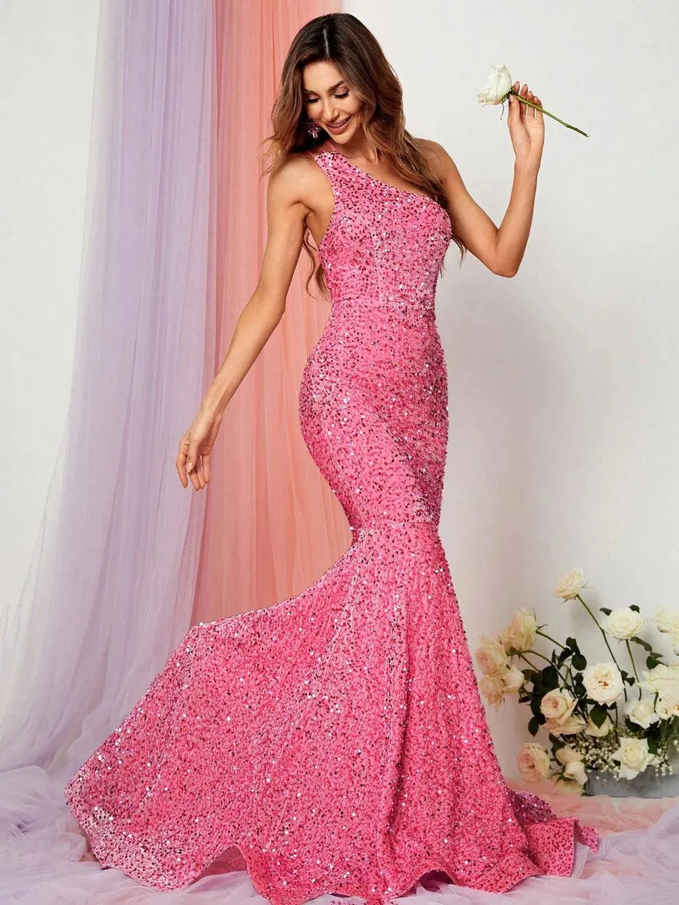 Elegant One Shoulder Sleeveless Sequin Mermaid Dresses