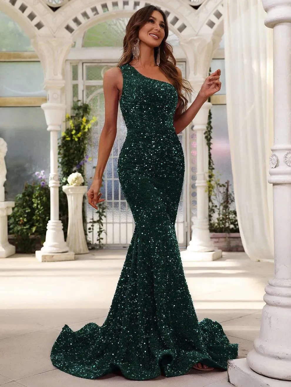 Elegant One Shoulder Sleeveless Sequin Mermaid Dresses