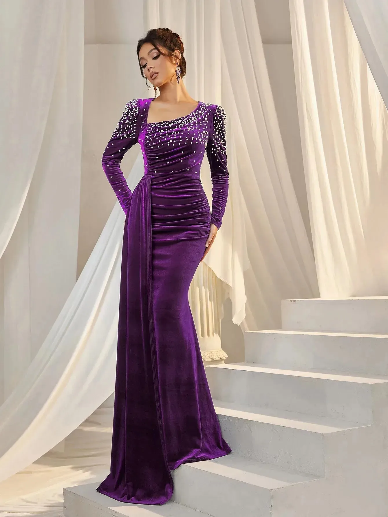 Elegant Pearl Embellished Diagonal Neck Mermaid Hem Velvet Evening Dress