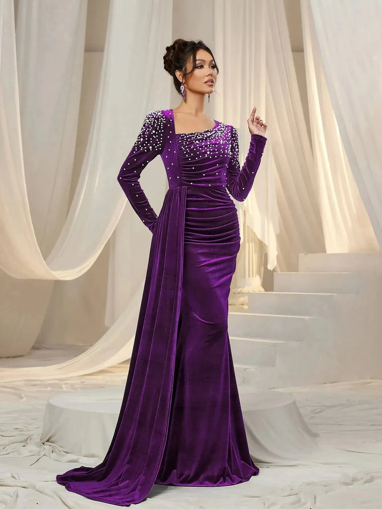 Elegant Pearl Embellished Diagonal Neck Mermaid Hem Velvet Evening Dress