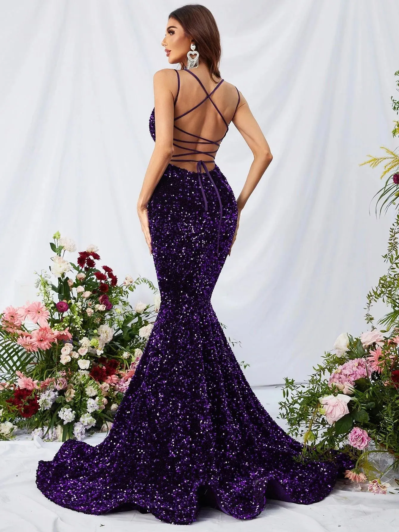 Elegant Spaghetti Strap Sequin Mermaid Dress