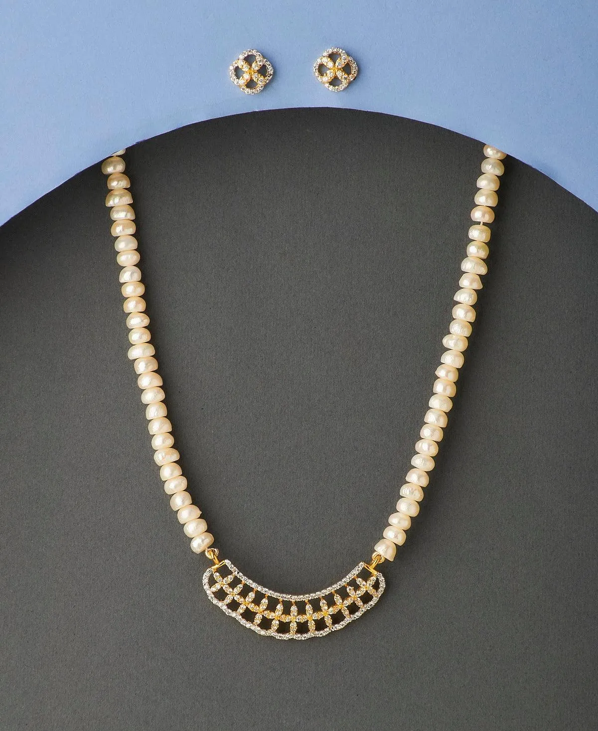 Elegant Stone Studded Pearl Necklace Set