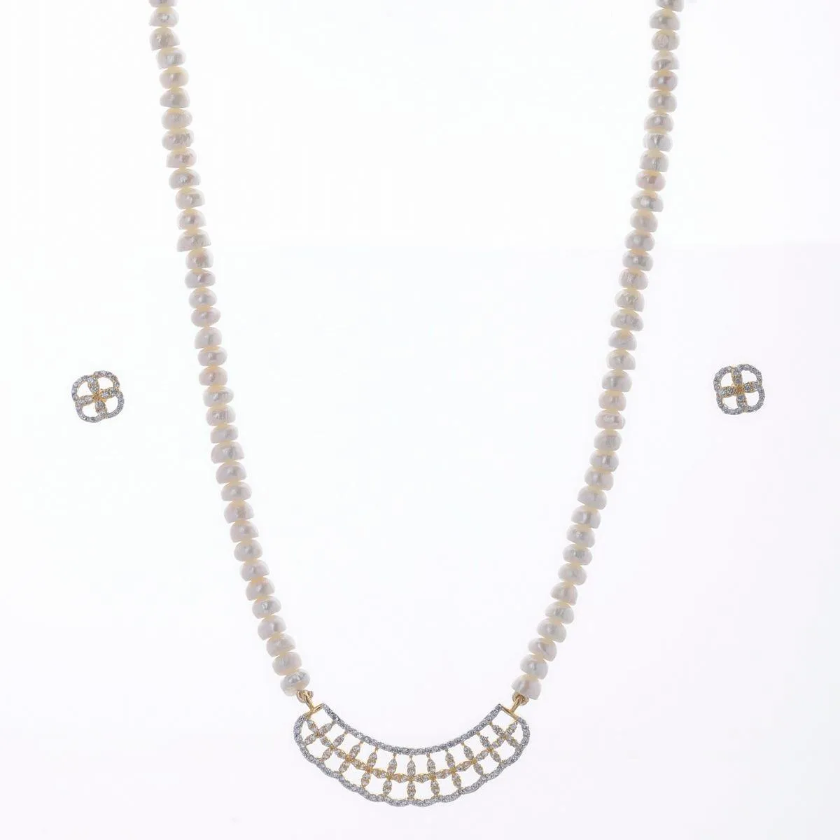 Elegant Stone Studded Pearl Necklace Set