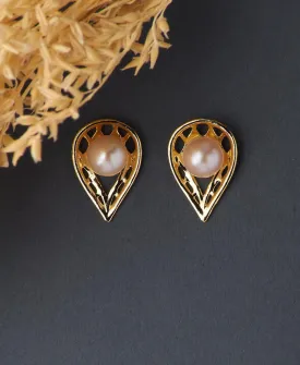 Elegant White Pearl Stud Earring