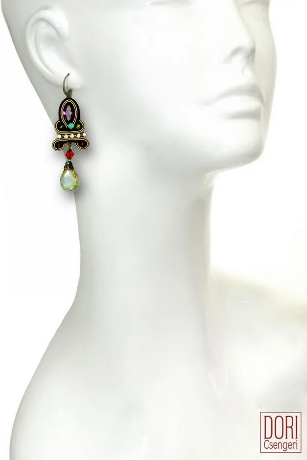 En Vogue Drop Earrings